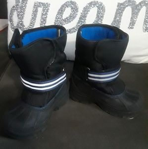 Nautica Port snow boots